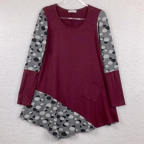 Inside Out Women’s Size Small Tunic Top. - Picture 1 of 10
